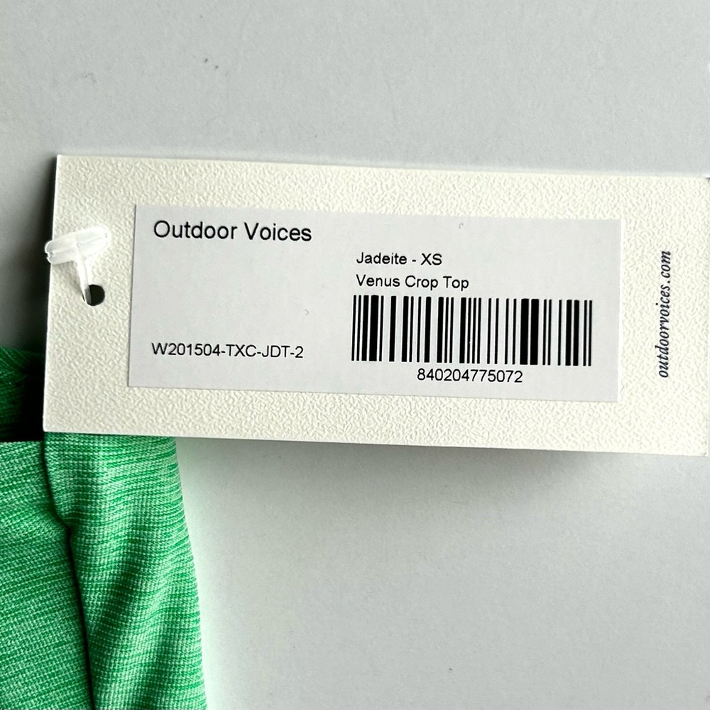 🍒NWT Outdoor Voices Venus Crop Top in Jadeite/Green. Size: XS - Picture 10 of 12